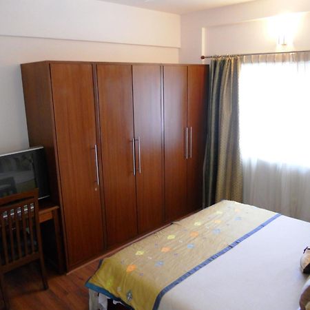 Hotel Justa Off Mg Road Bengaluru Zewnętrze zdjęcie
