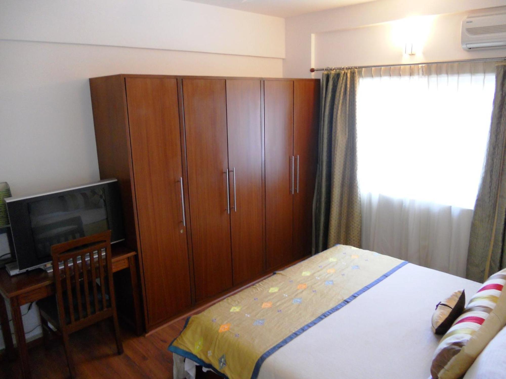 Hotel Justa Off Mg Road Bengaluru Zewnętrze zdjęcie